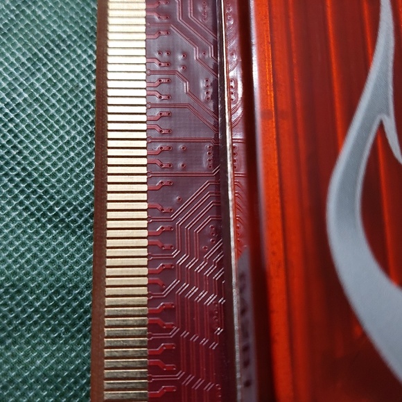 Pre-Owned ATi Radeon 256 MB Graphics Card - Picture 10 of 10